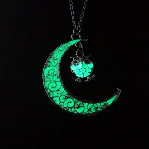 Glowing Pendant Necklaces Silver Plated Chain