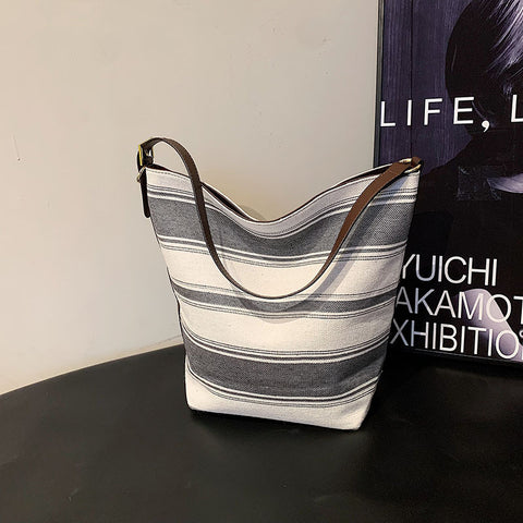 Artistic Striped Hand-Carrying Bag For Women