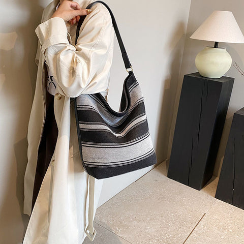 Artistic Striped Hand-Carrying Bag For Women